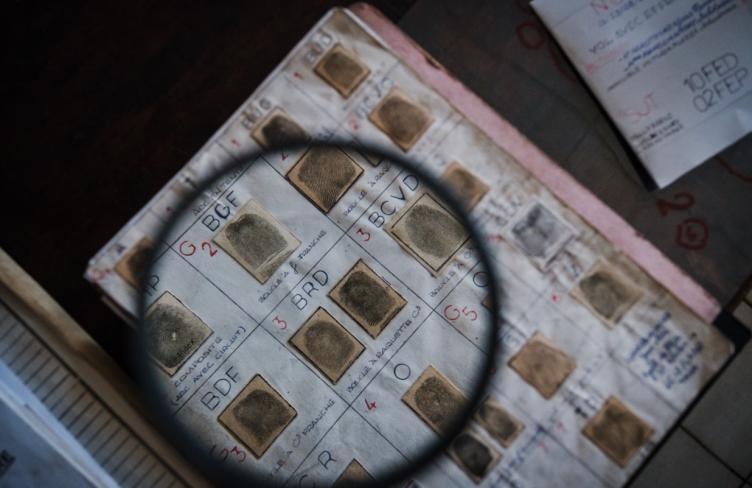 Fingerprints in a police station